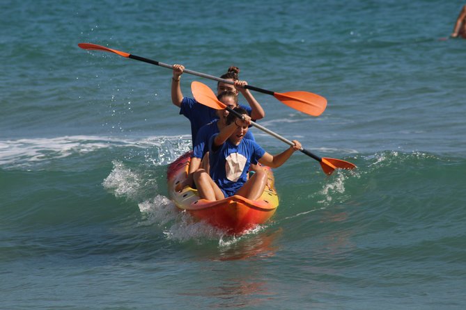 Initiation or Guided Tour in Kayak Through the Bay of El Campello (Alicante)