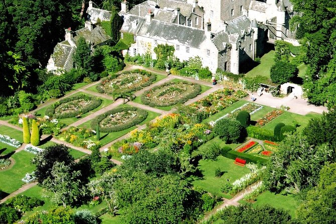Inverness Tour-Cawdor Castle,Culloden Battlefield,Clava Cairns