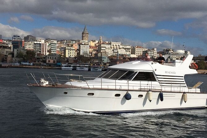 Istanbul Private 2 Hours Bosphorus Yacht Cruise + Hotel Transfers - Experience the Bosphorus Cruise