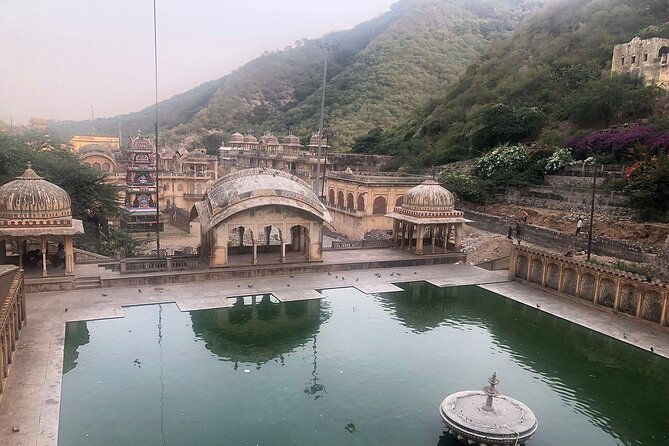 Jaipur Private Sightseeing Tour by Car