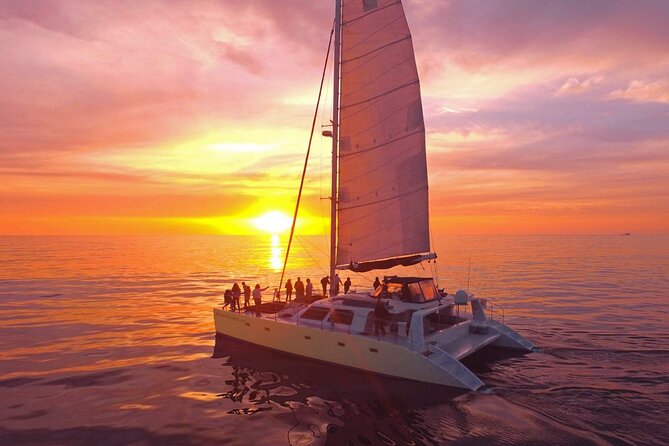 Jazz & Wine Sunset Cruise, Gourmet Hors Doeuvres & Premium Drinks (Shared Tour)