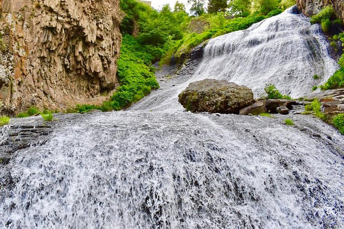 Jermuk (Waterfall), Noravank, Wine Degustation, Khor Virap