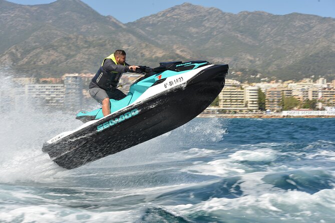 JET SKI TOUR Experience 1 Hour.