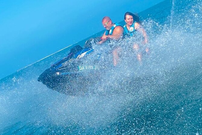Jet Ski Tour of Burj Al Arab in a Small-group