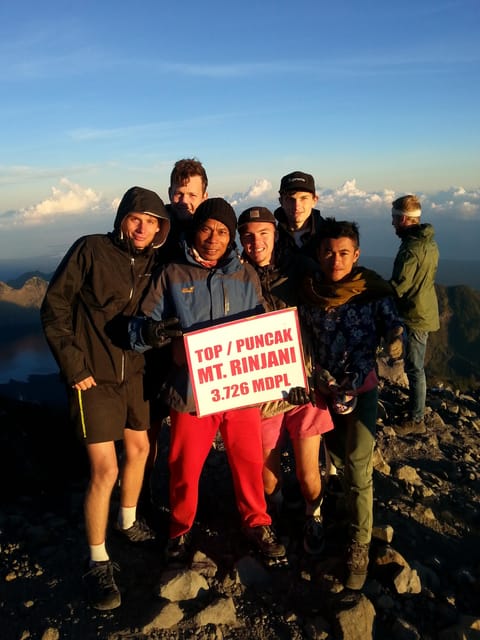 Joint Group Tour 3D-2N To Summit - Lake - Hotspring