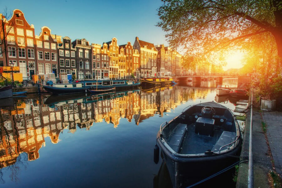 Jordaan, Anne Frank and Leidseplein Tour in English