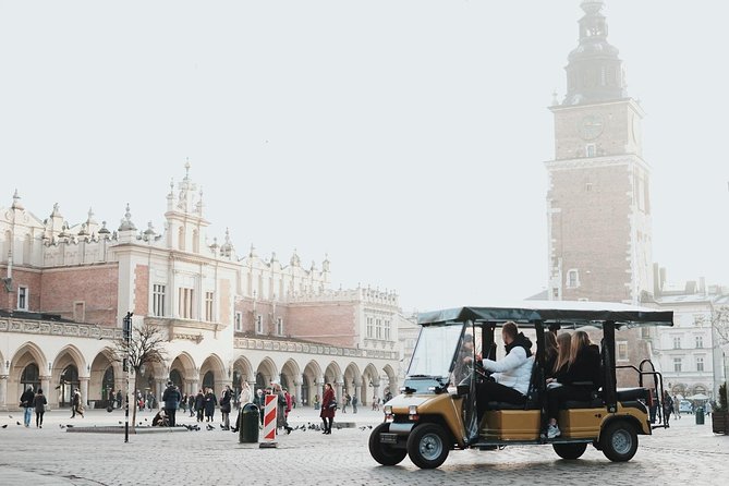 Krakow City Tour by Electric Car With Optional Old Synagogue or Town Hall Ticket