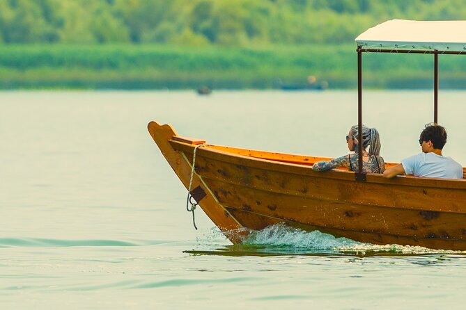 Lake Skadar: Guided Panoramic Boat Tour to Kom Monastery