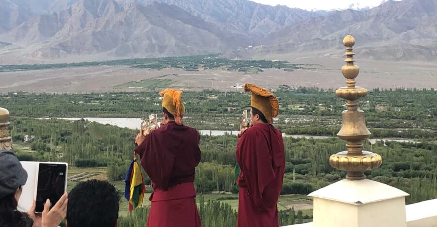 Leh: Nubra Valley 2-Day Tour With Khardung-La Pass - Overview of the Tour