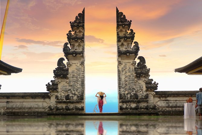 Lempuyang Temple Heavens Gate, Tirta Gangga & Exotic Waterfall