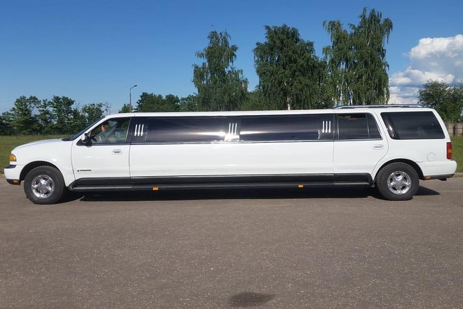 Limousine Service Review: A Luxurious Experience