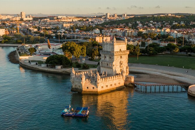 Lisbon: Alfama Walking Tour + Tagus River Cruise - Alfama Neighborhood Exploration