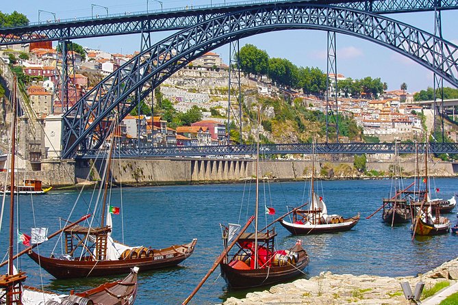 Lisbon, Sintra, Porto, Obidos and Nazare: Private 5-Day Tour - Tour Overview