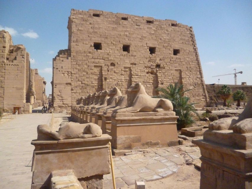 Luxor: West and East Banks Private Tour and Hot Air Balloon