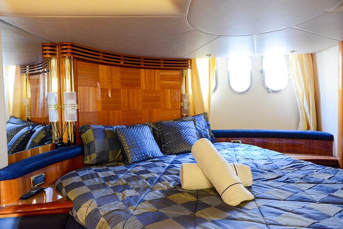 Luxury Yacht Rental and Boat Trip Along Coast Line Benagil Caves - Meeting Point Details