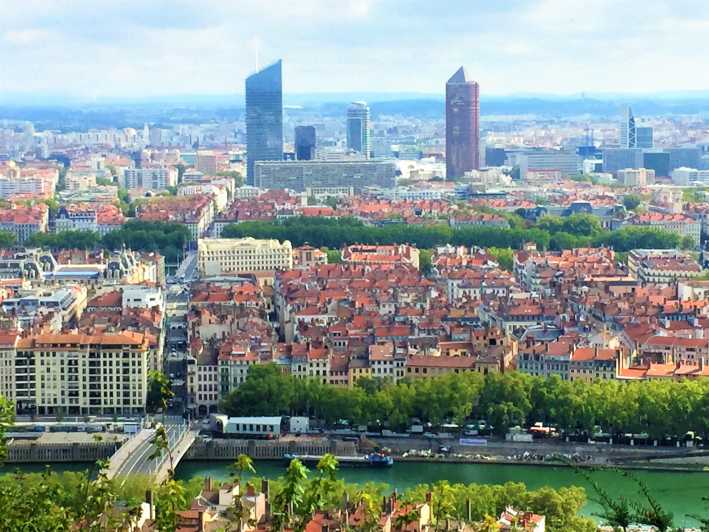 Lyon: Guided Tour of Fourvière Hill & Roman Ruins