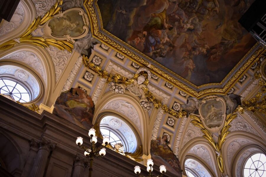 Madrid: Royal Palace Skip-the-line Guided Tour
