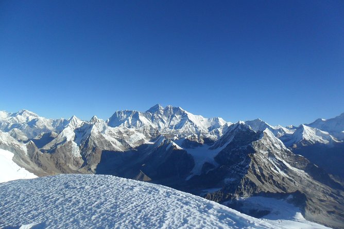 Mera Peak Expedition – 20 Days