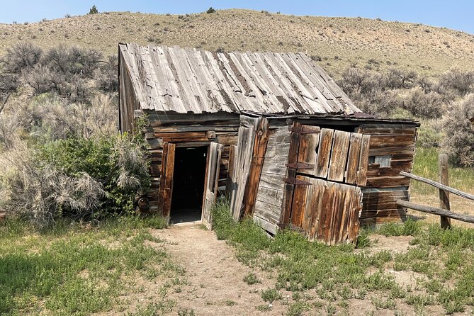 Montana Old West Ghost Towns Private VIP Tour – From West Yellowstone MT