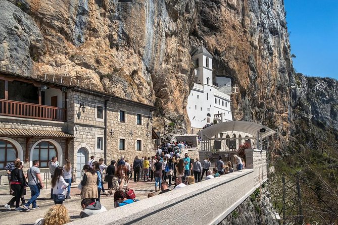 Montenegro Monastery Tour: Ostrog – Zdrebaonik – Dajbabe