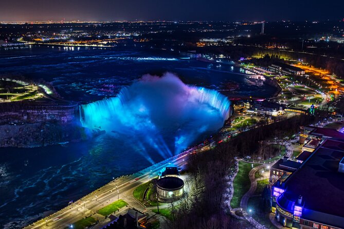 Niagara Falls Festival of Lights Tour From Toronto
