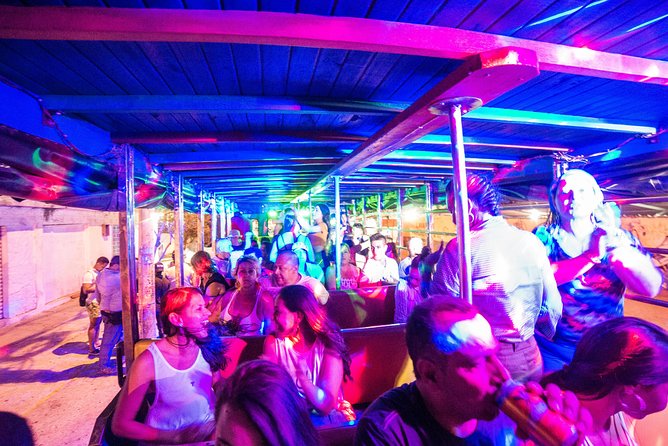 Night Walks in Chiva Rumbera, Santa Marta