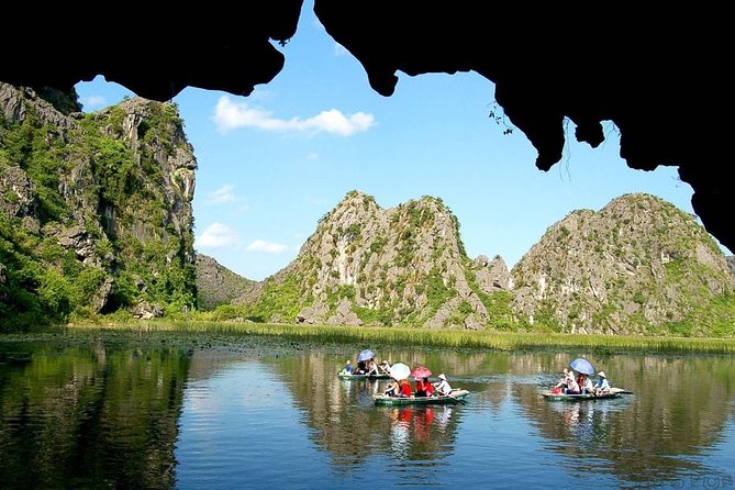 Ninh Binh – Bai Dinh Pagoda – Trang an Landscape Complex – Mua Cave 1 Day Tour