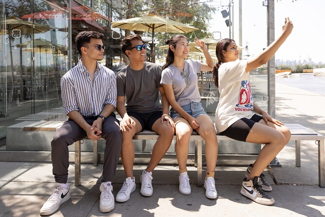 North Vancouver Sightseeing Walk & Happy Hour Tour