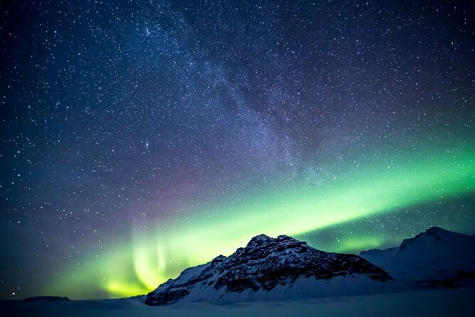 Northern Lights Minibus Tour With Free Photos & Hot Chocolate