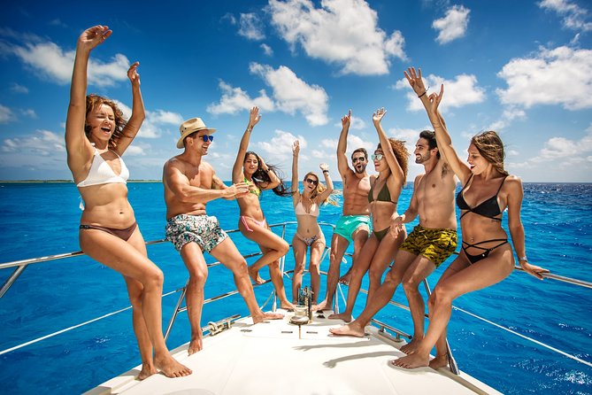 Nuevo Vallarta: All Inclusive Coast & Fun 4hrs 60′ Carver Loreta