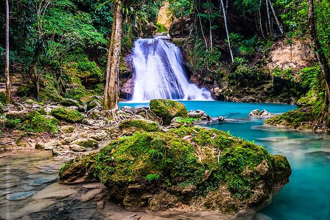 Ocho Rios Water Action Package (Blue Hole, Tubing & Dunns River)