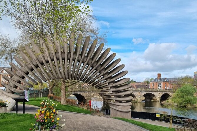 On the Origins of Charles Darwin: A Self-Guided Audio Tour of Shrewsbury - A Glimpse Into Darwins Birthplace