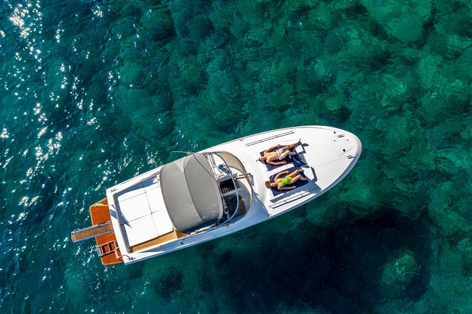 One Day Private Boat Tour of Capri