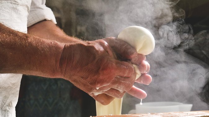 Paestum and Mozzarella Farm Experience - Exploring Paestums Ancient Greek Ruins