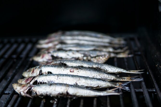 Paradise Beachside Seafood BBQ: Cook & Feast in Rio’s Hidden Gem