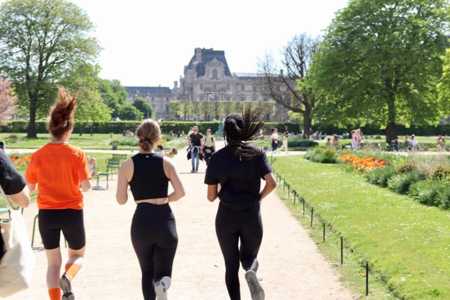 PARIS : Running Tour Experience (Montmartre, Eiffel Tower..)