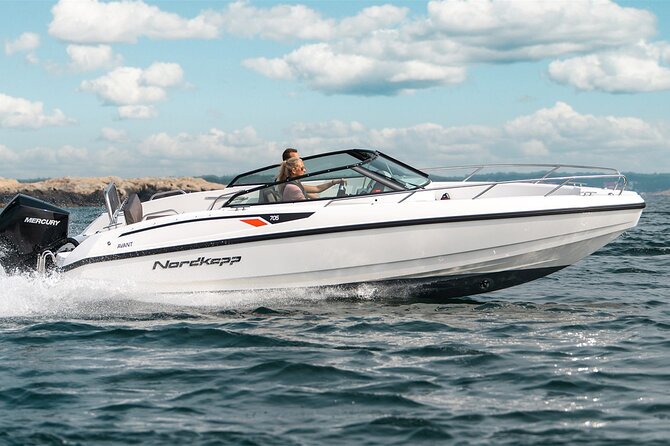 Paros & Antiparos – Private Cruise With a Luxury Speedboat