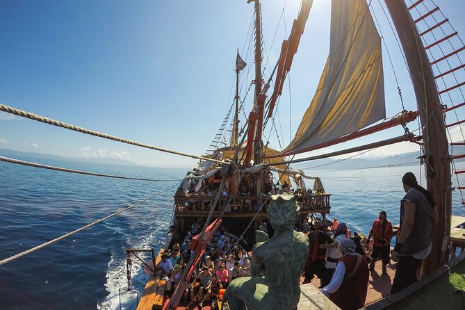 Pirate Ship Premium Dinner Cruise With Show