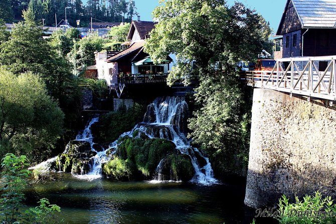 Plitvice Lakes NP and Rastoke Private Day Trip From Zagreb
