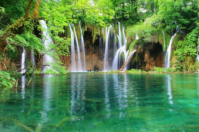 Plitvice Lakes Private Guided Tour From Zagreb With Transfer to Split