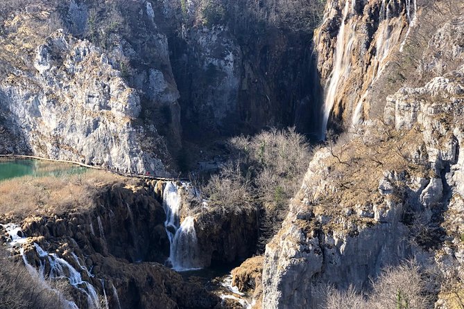 Plitvice Lakes Private Round Trip Transfer (Including Waiting Time)