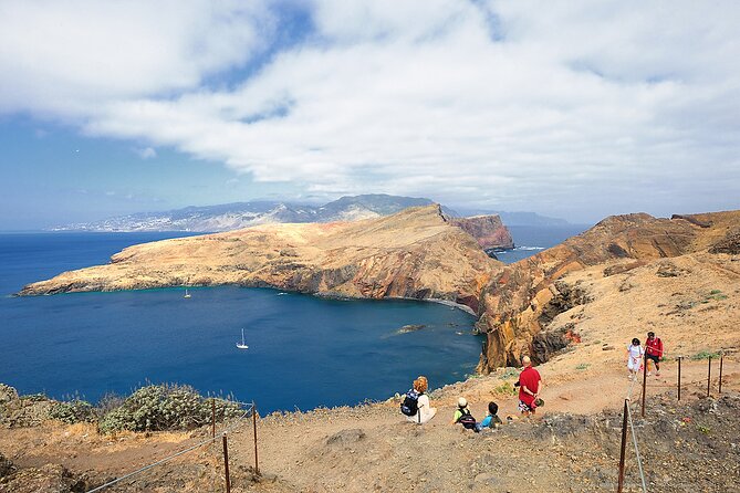 Ponta De São Lourenço Walk