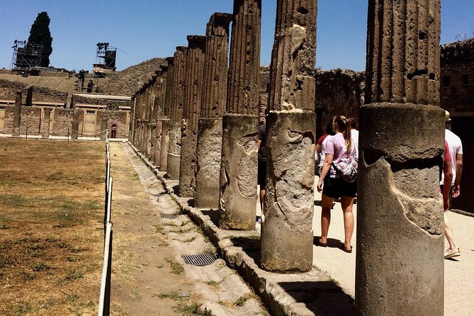 Positano, Sorrento and Pompei Tour From Naples