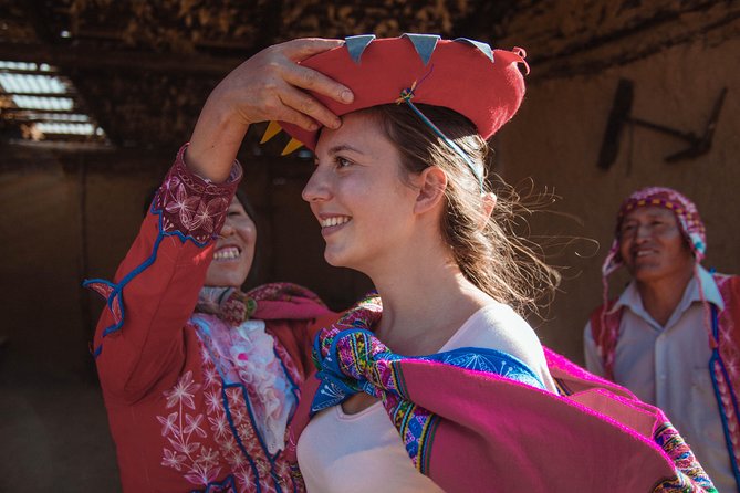 Pottery Classes in a Hidden Community in Cusco
