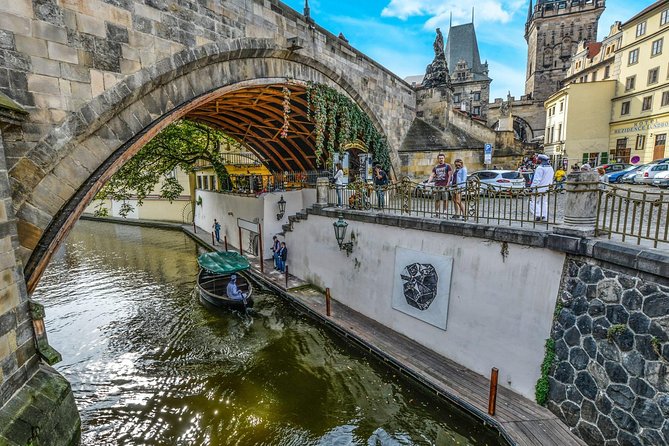 Prague Tour by Car (6hrs)