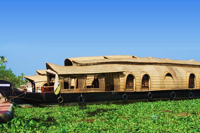 Private 7-Day Kerala Tour From Kochi With Aleppey Houseboat Cruise