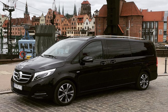 Private Airport Transfer: From Gdansk Airport GDN to Sopot (PAX 7)