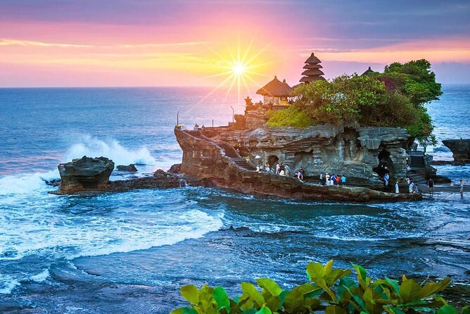 Private Arrival Transfer: Bali Airport to Hotel With Minibus Toyota Hiace up to 12 Pax - Pickup and Drop-off Process