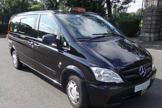 Private Arrival Transfer: Edinburgh Airport to City Hotel