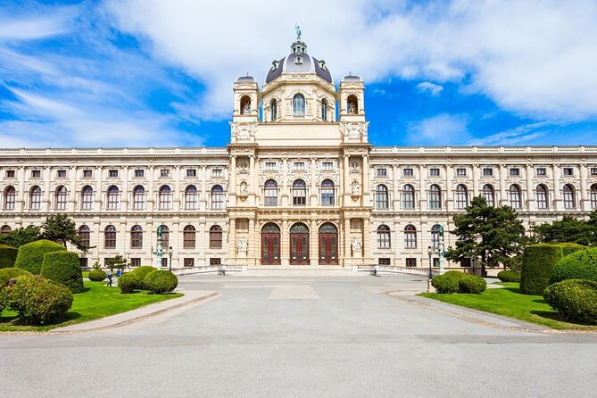 Private Audio Guided Walking Tour in Vienna - Meeting and Ending Points
